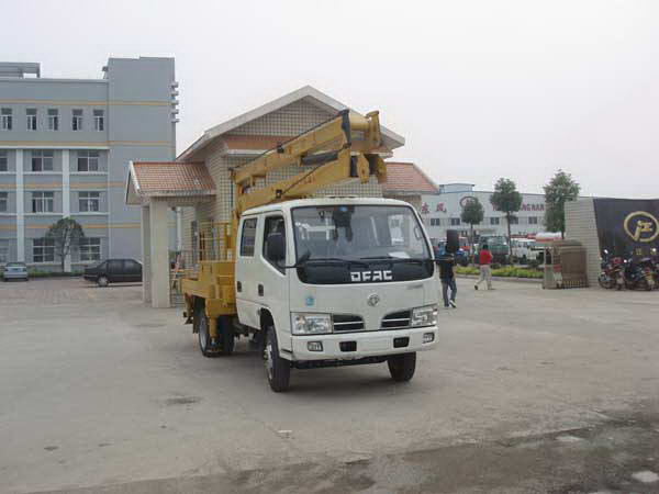 东风金霸高空作业车（16米三节）