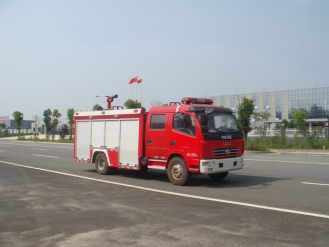 东风3-4方水罐消防车